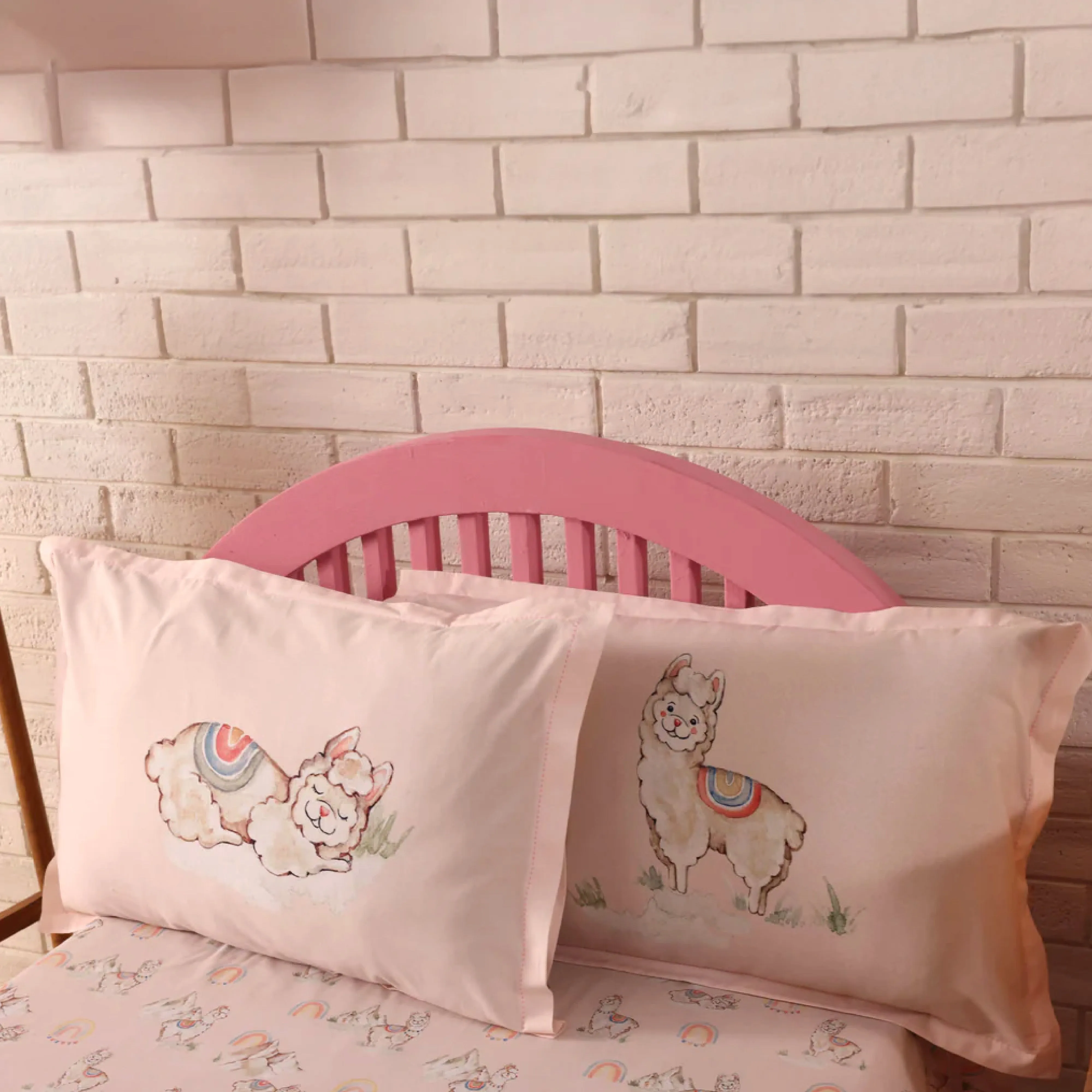 Ooh La Llama Duvet Set