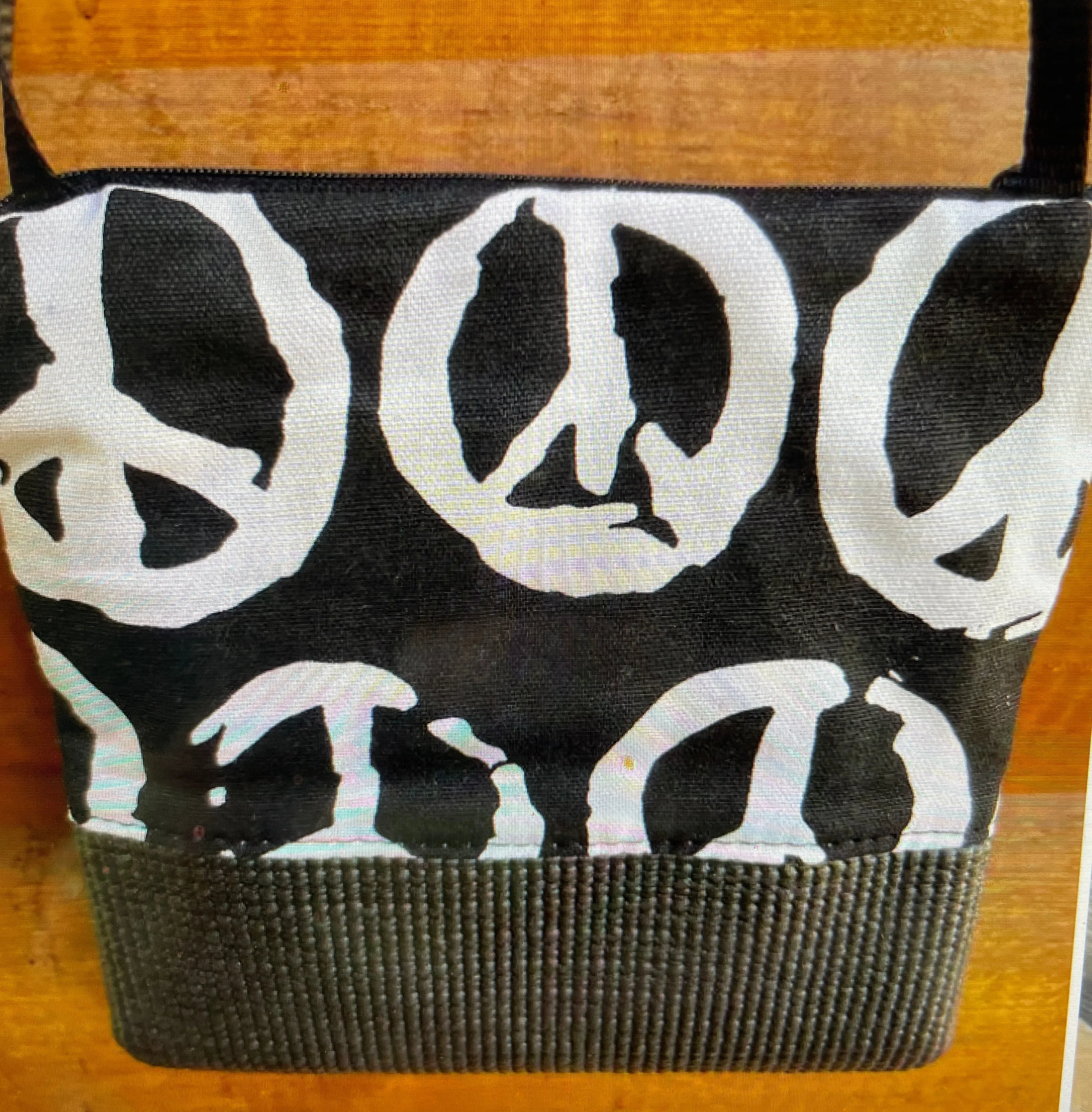 Stella Black/White Cross Body Purse-Peace