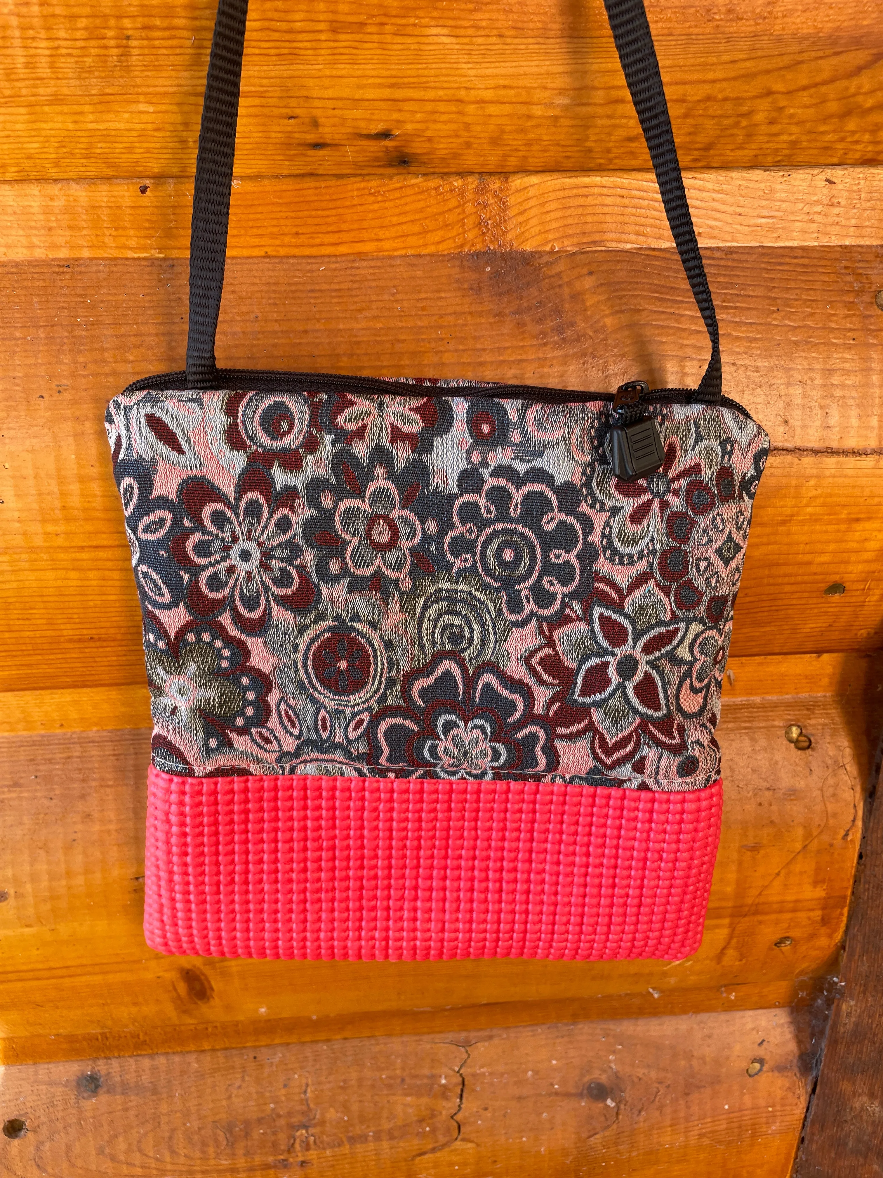 Stella Red Crossbody- Floral Print